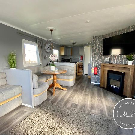 Promenade 566, Direct Beach Access, Close To Fantasy Island, Wifi, Pet Friendly - Meadow Lakes Caravan & Lodge Hire Скегнес Екстериор снимка